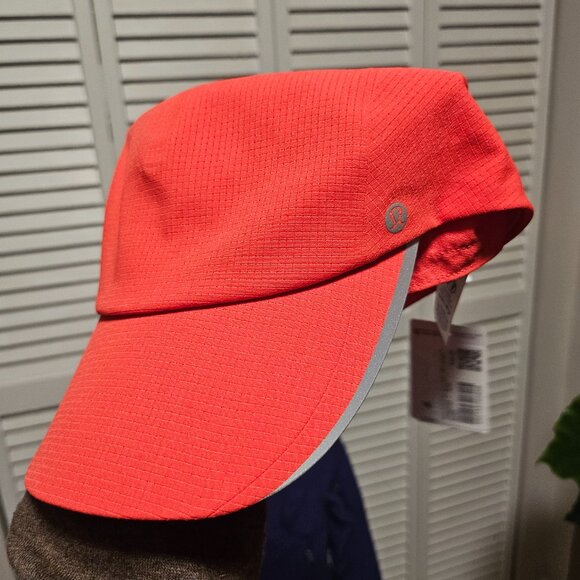 lululemon fast and free run light hat S/M Red Glow color - Picture 1 of 4